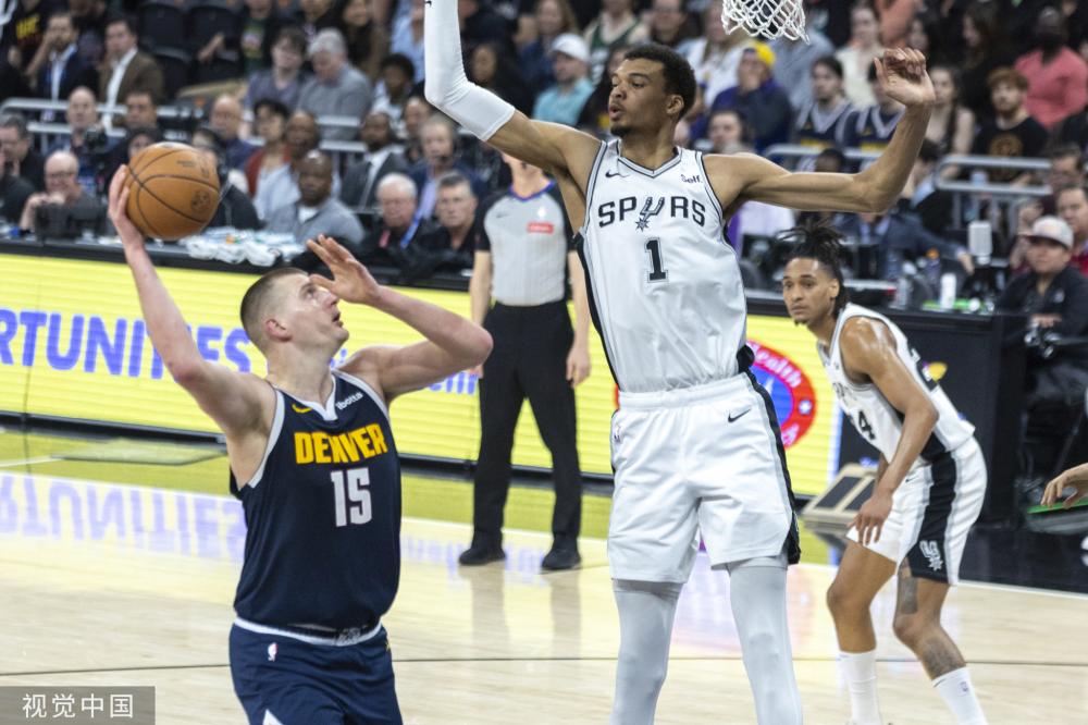 进与短传渗 进与短传渗