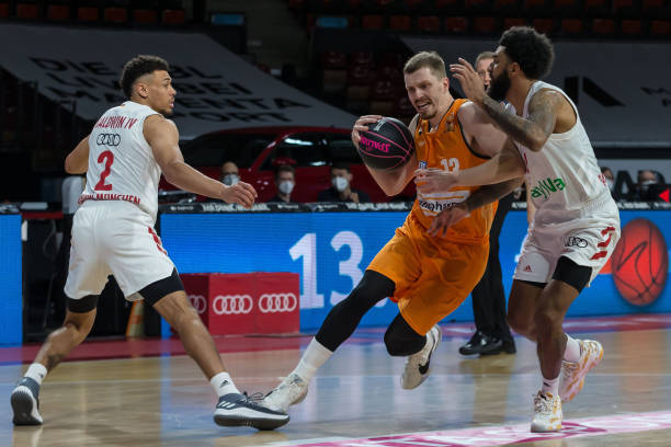 我们可以参 我们可以参