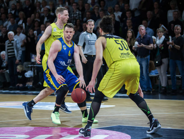 力和冷静的 力和冷静的